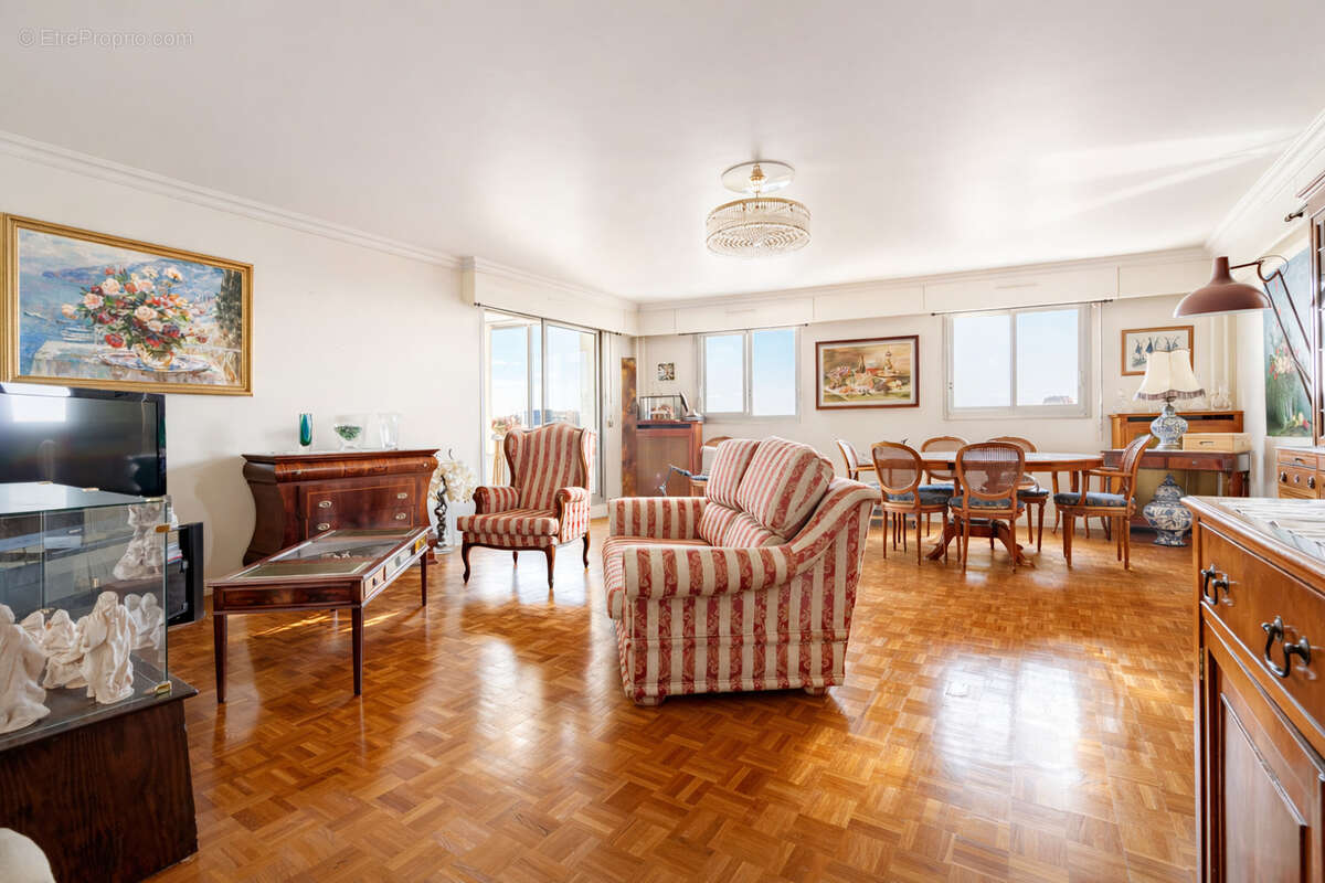 Appartement à PARIS-13E