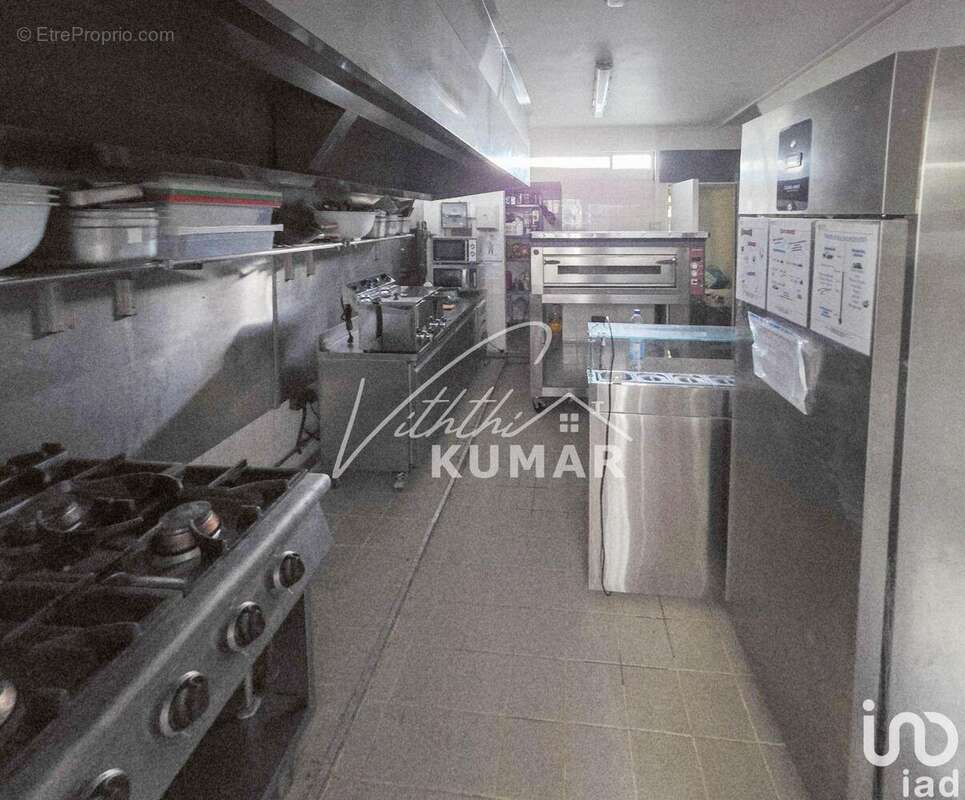 Photo 2 - Commerce à CRETEIL