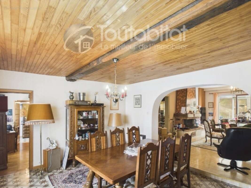 Maison à NOVY-CHEVRIERES