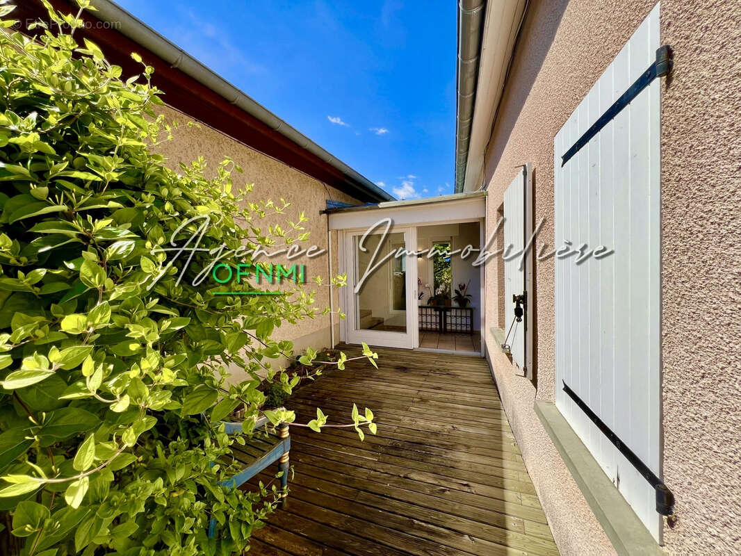 Maison à MONTBRISON