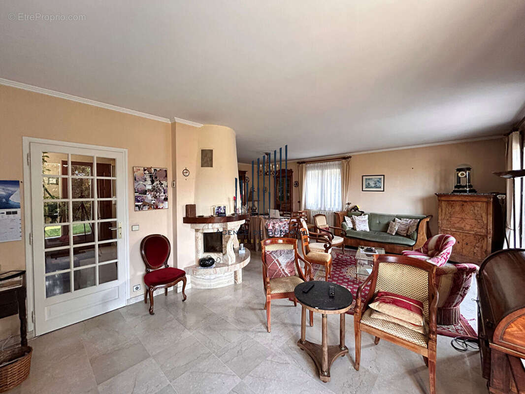 Maison à RUEIL-MALMAISON