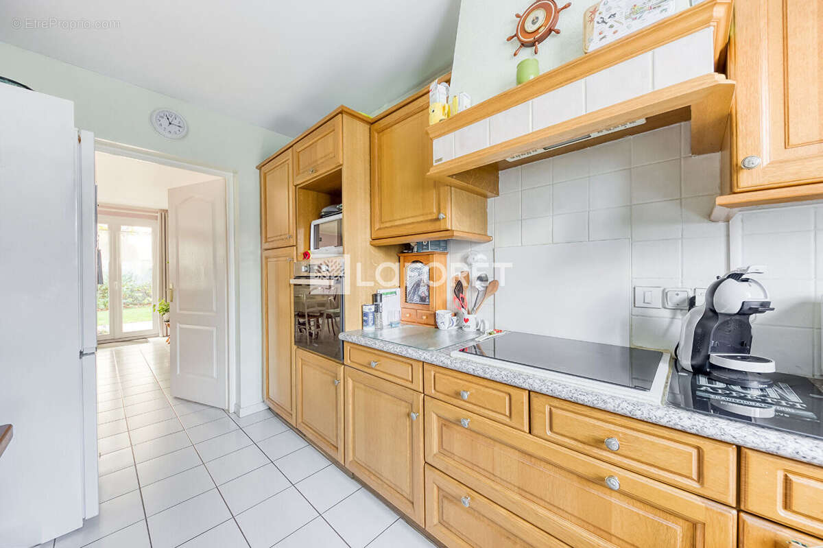 Maison à OZOIR-LA-FERRIERE