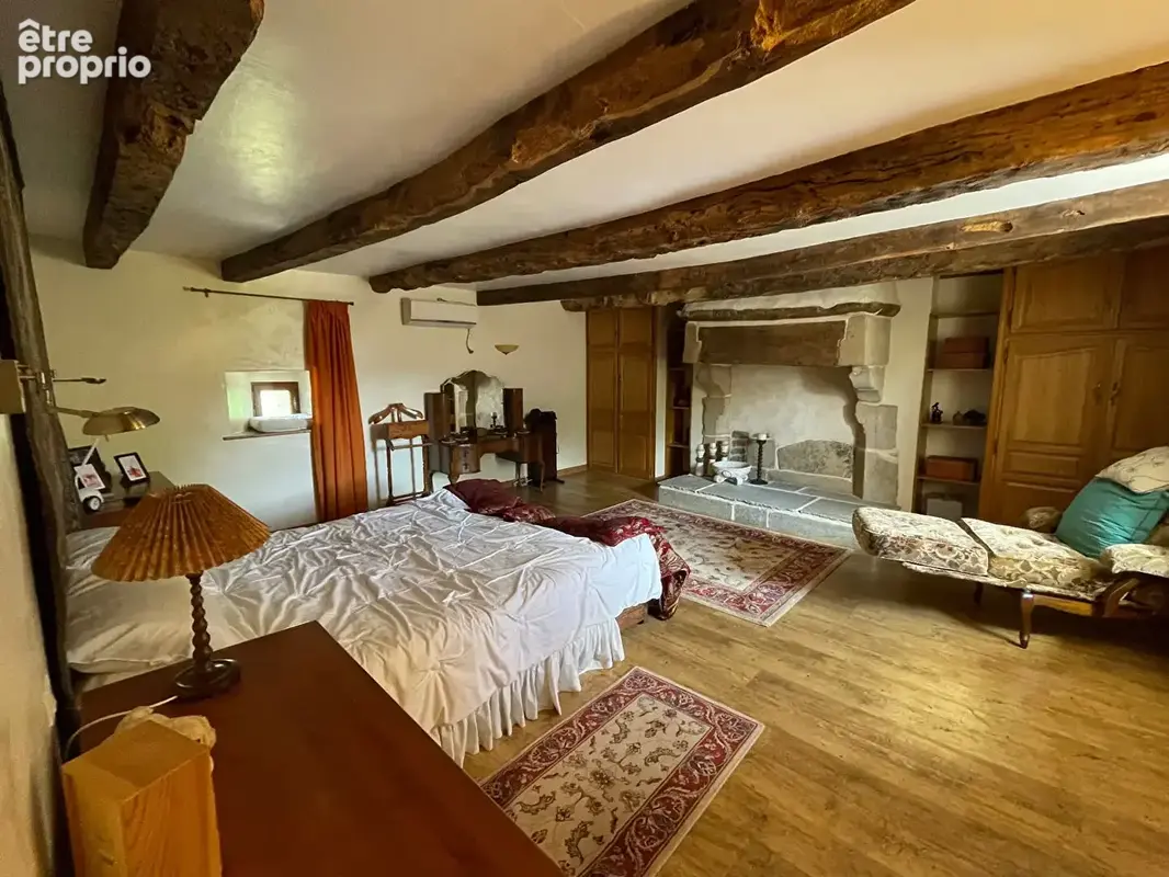 EXCLUSIVITÉ ! Proche Caulnes,  Charmante demeure avec gîte, jardin et dépendances - photo 7