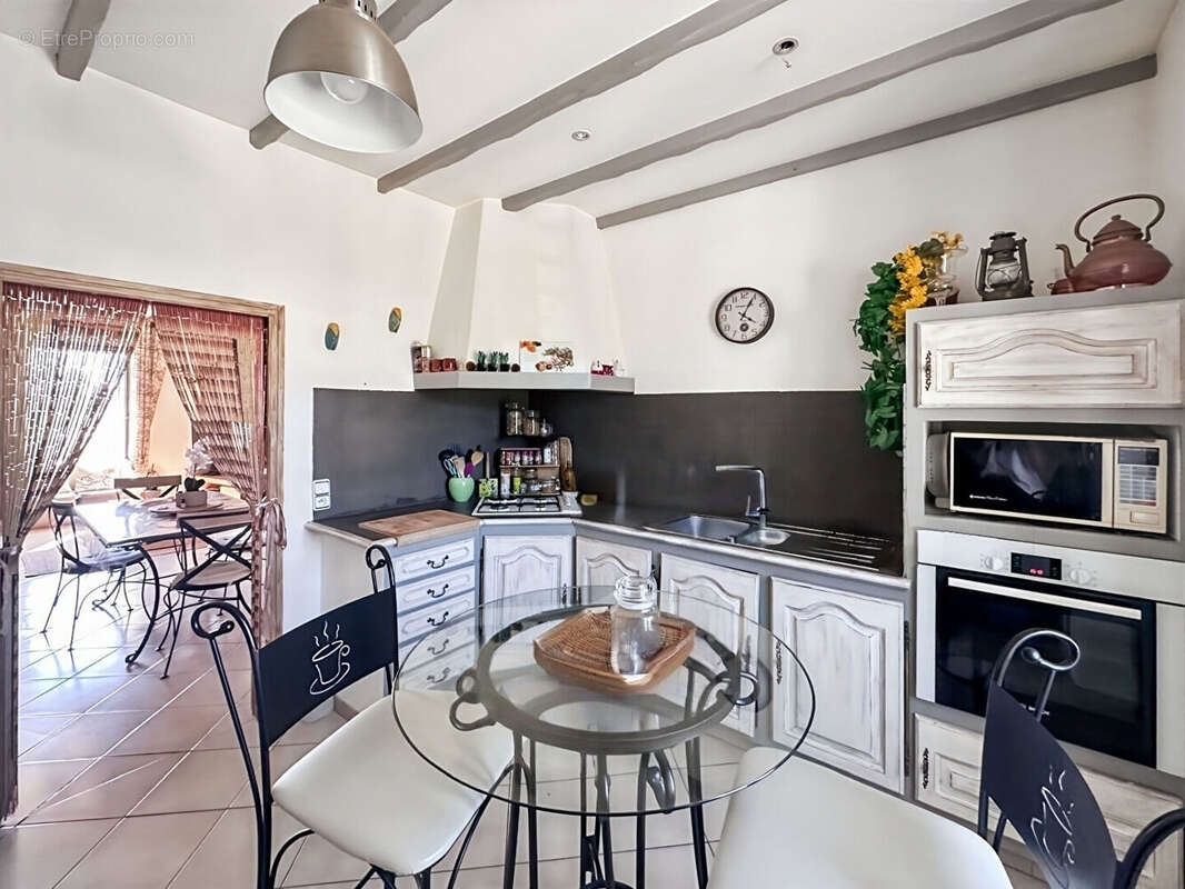 Appartement à CHATEAURENARD
