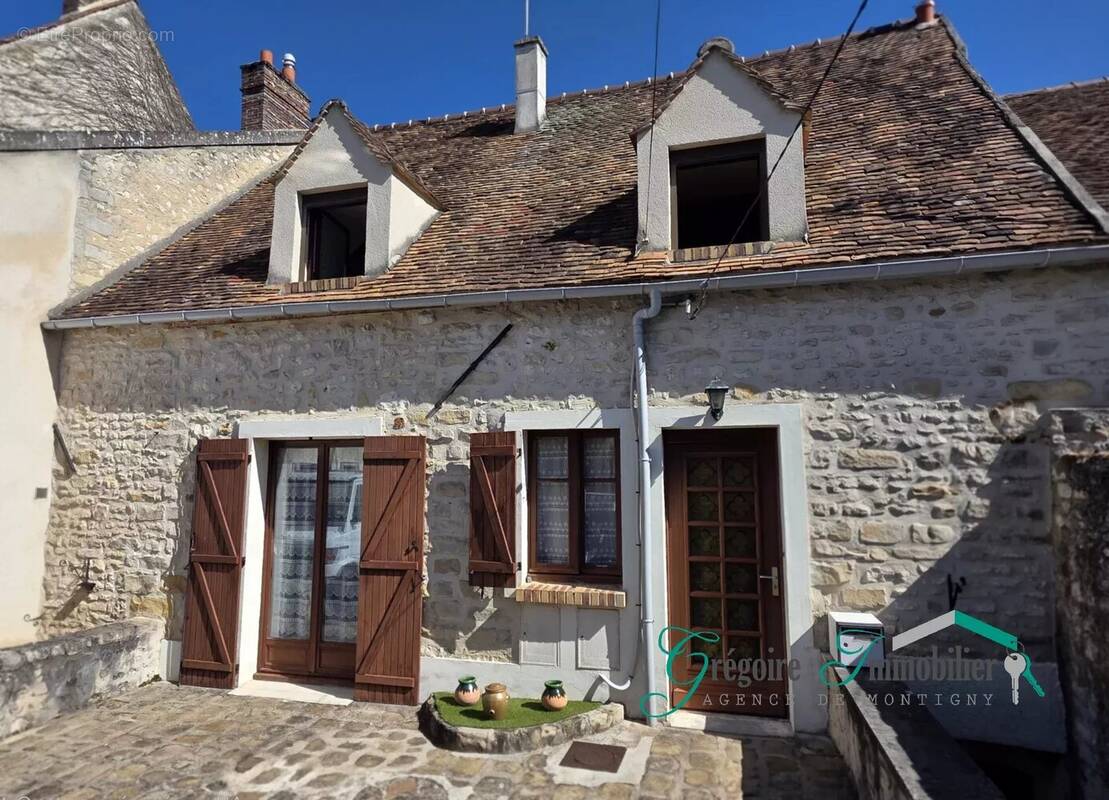 Maison à MONTIGNY-SUR-LOING