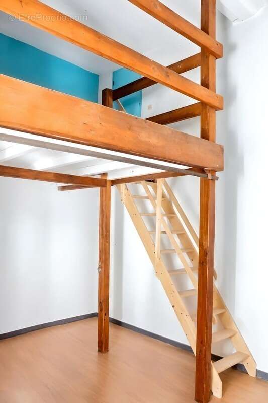 Appartement à GIGNAC