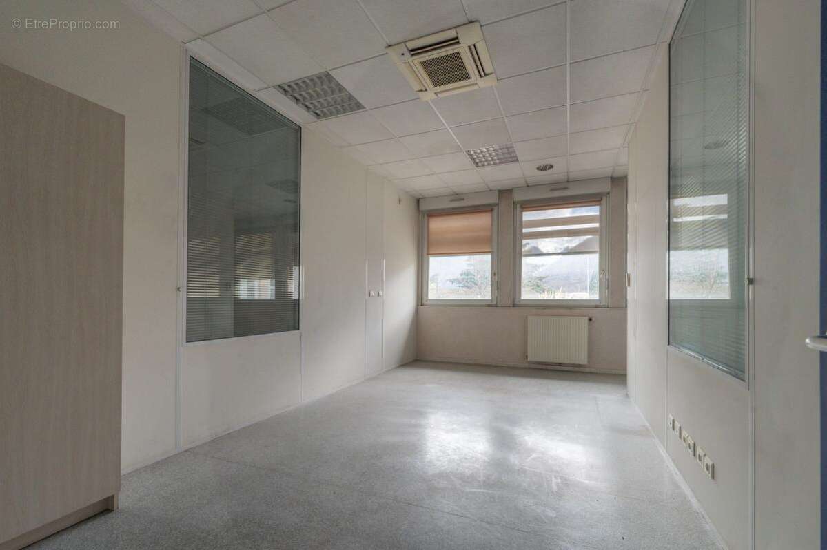 Commerce à ALBERTVILLE