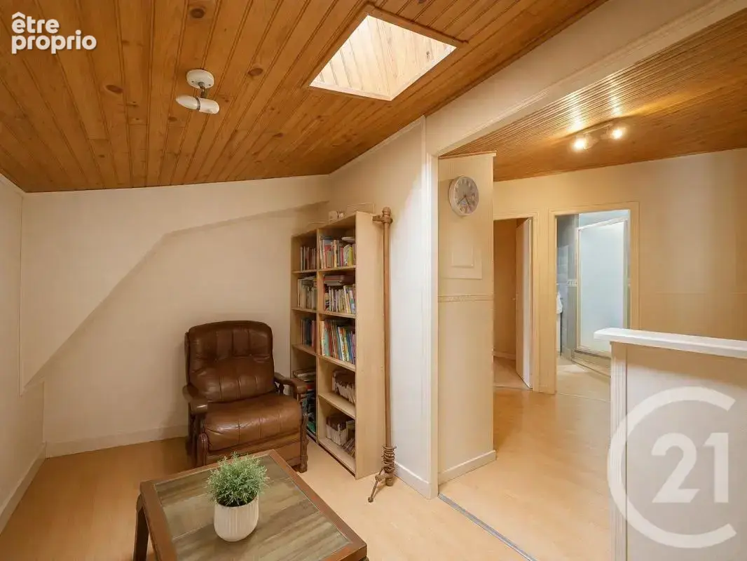 Maison 7 pièces 180 m² à vendre à Grigny (69520) - photo 14
