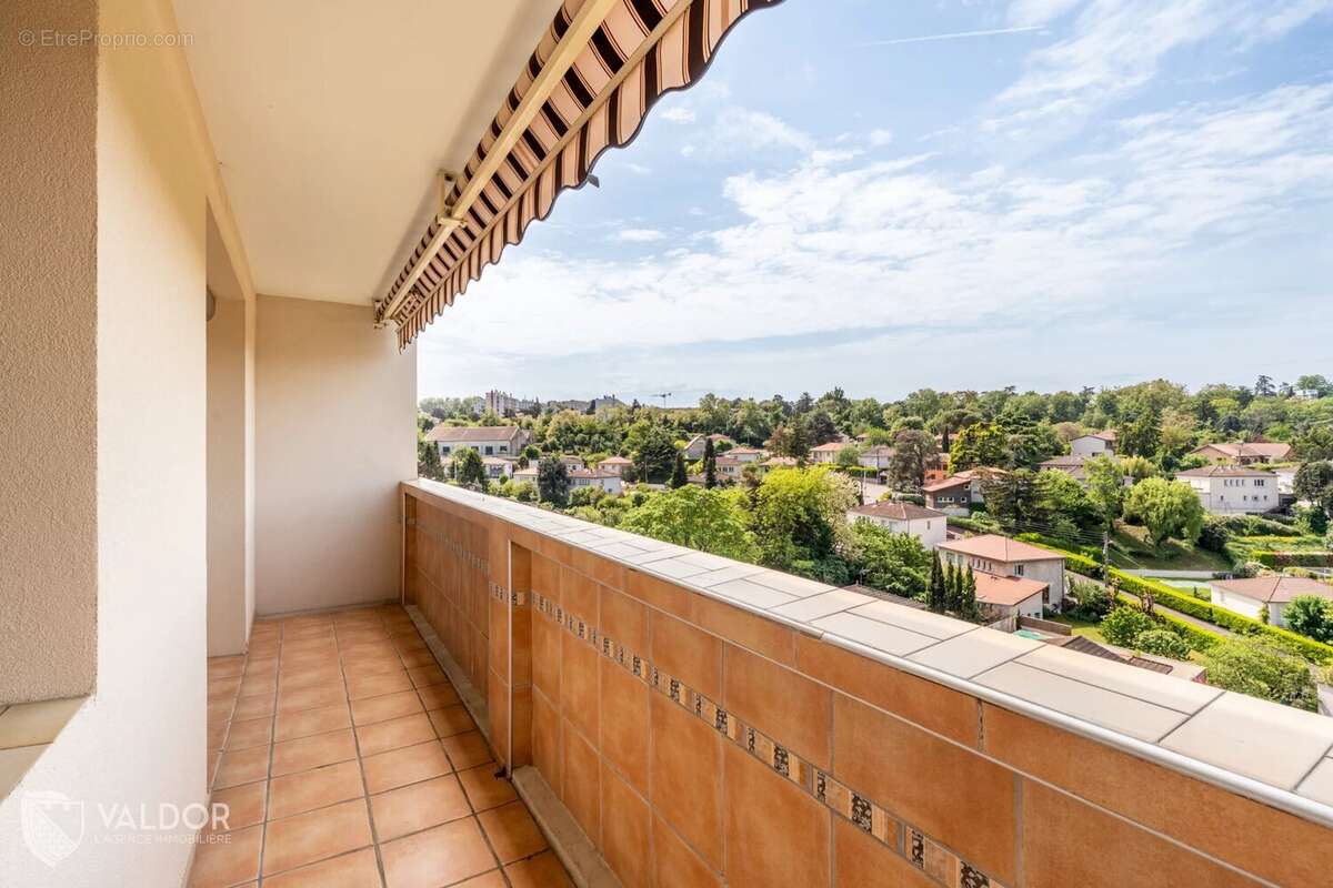 Appartement à LYON-9E