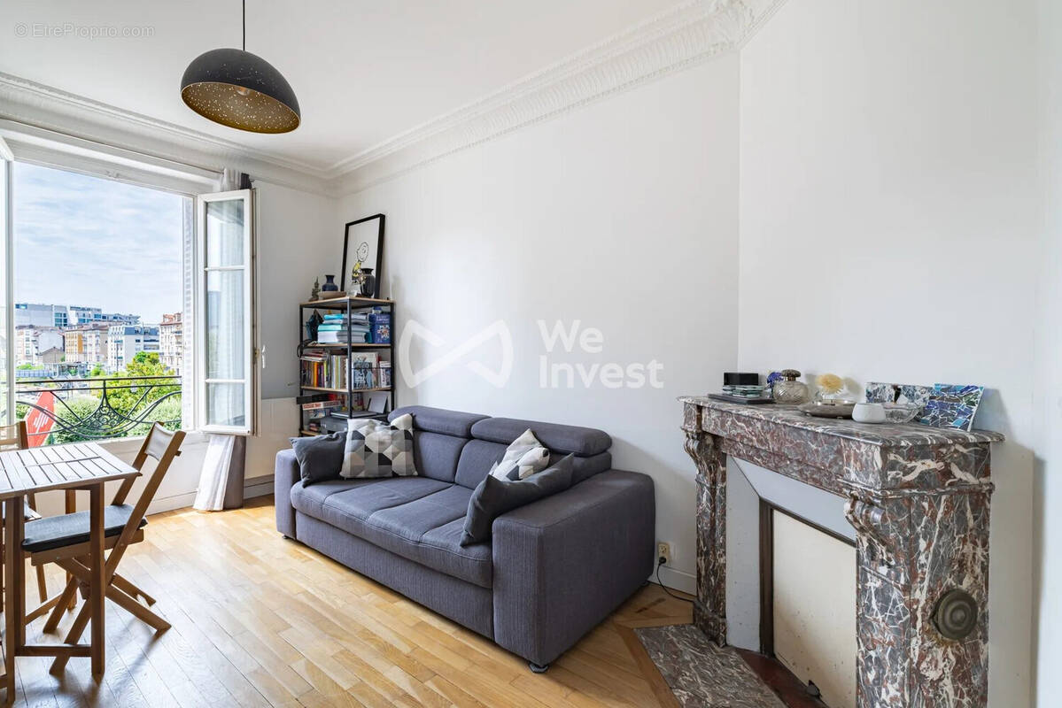 Appartement à LA GARENNE-COLOMBES