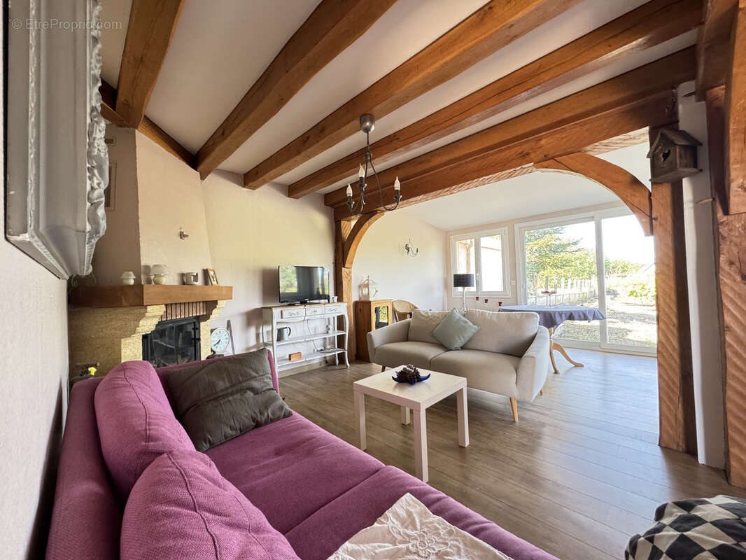 Maison à BLANGY-TRONVILLE