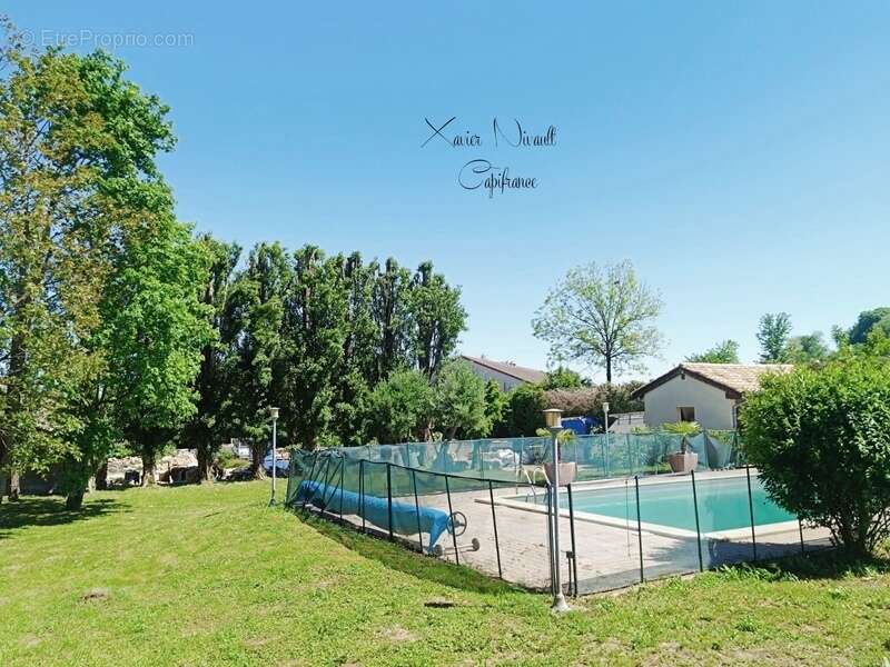 Maison à SAINT-ALBAIN