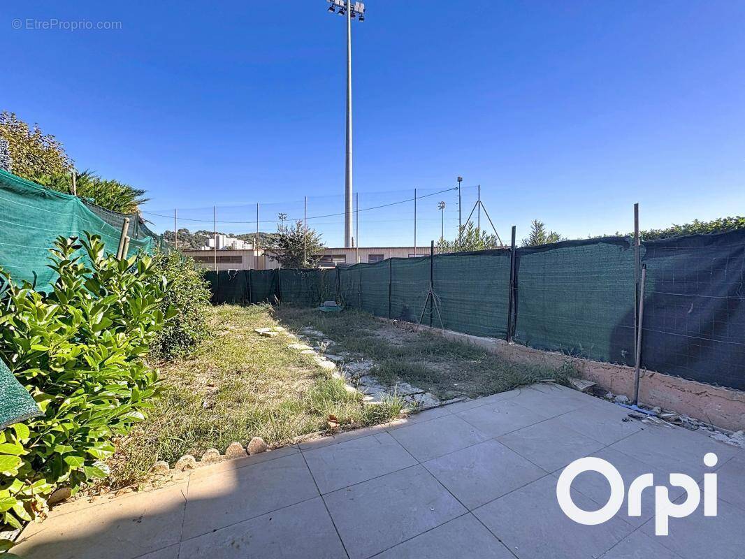 Appartement à VALLAURIS