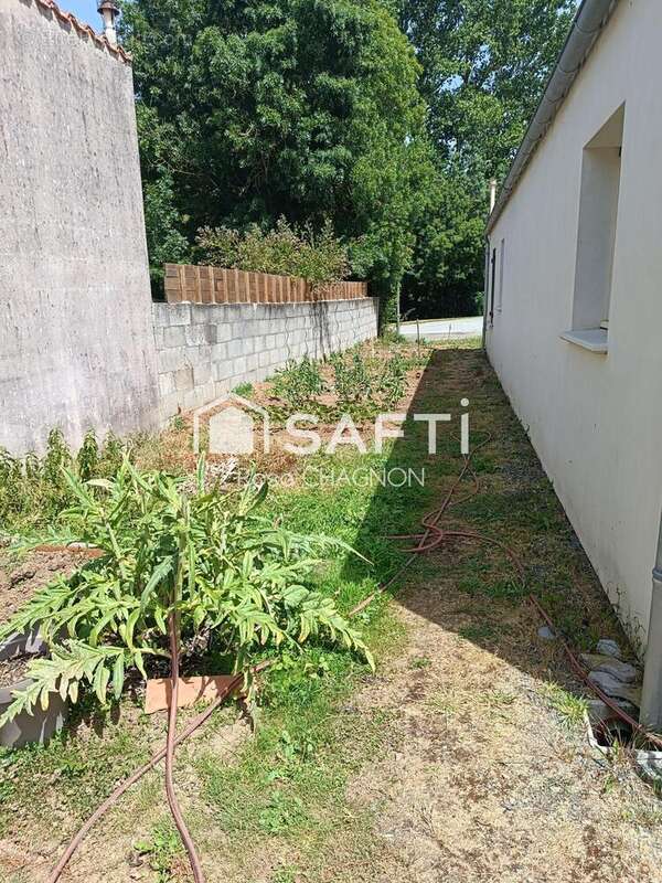 Photo 3 - Maison à BENET