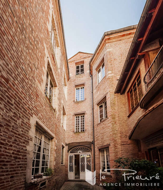 Superbe hôtel particulier XVIIe à réinventer au coeur d'Albi - Secteur UNESCO - photo 3