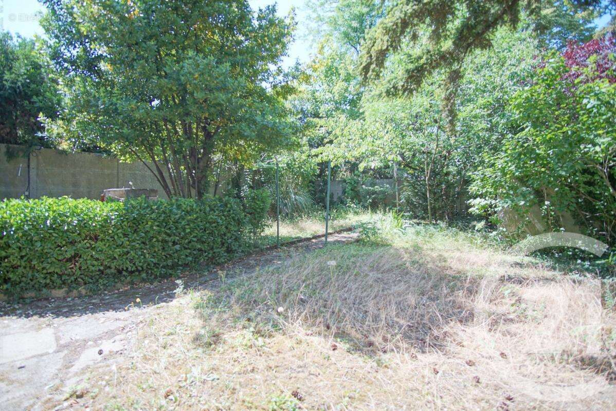 Maison à BONNEUIL-SUR-MARNE