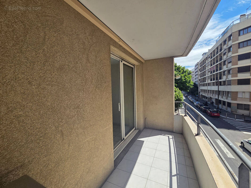 Appartement à MARSEILLE-10E