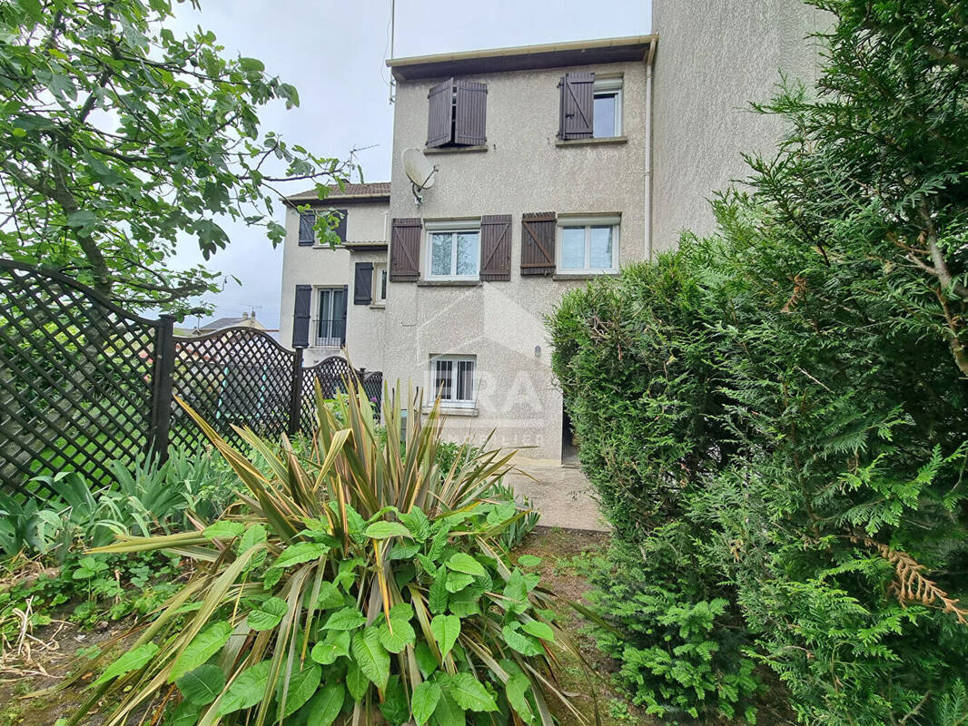 Maison à NEUILLY-SUR-MARNE