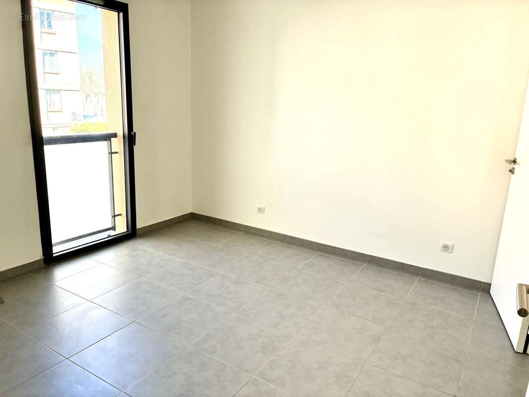 Appartement à PERTUIS