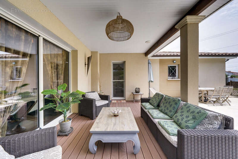 Maison à LE HAILLAN