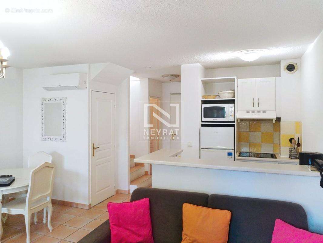 Appartement à MONTAUROUX