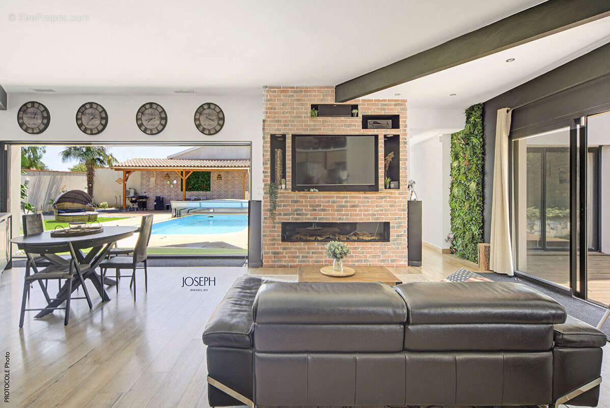Villa de plain pied a pins justaret avec piscine - photo 4