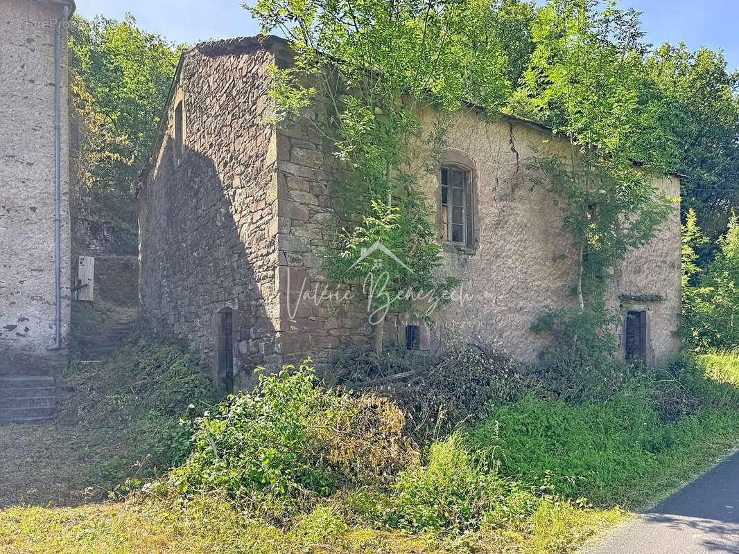 Maison à SAINT-IZAIRE