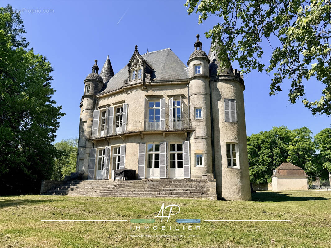 Appartement à BEIRE-LE-CHATEL
