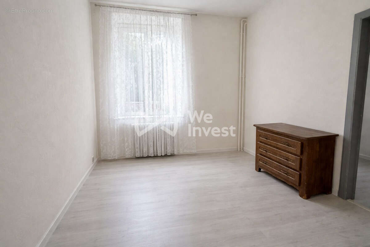Appartement 92 m² à Mazamet  - photo 4