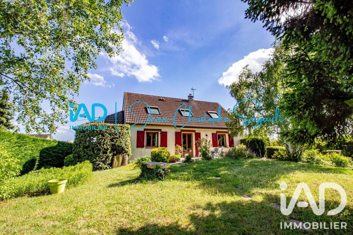 Photo 1 - Maison à AMILLY