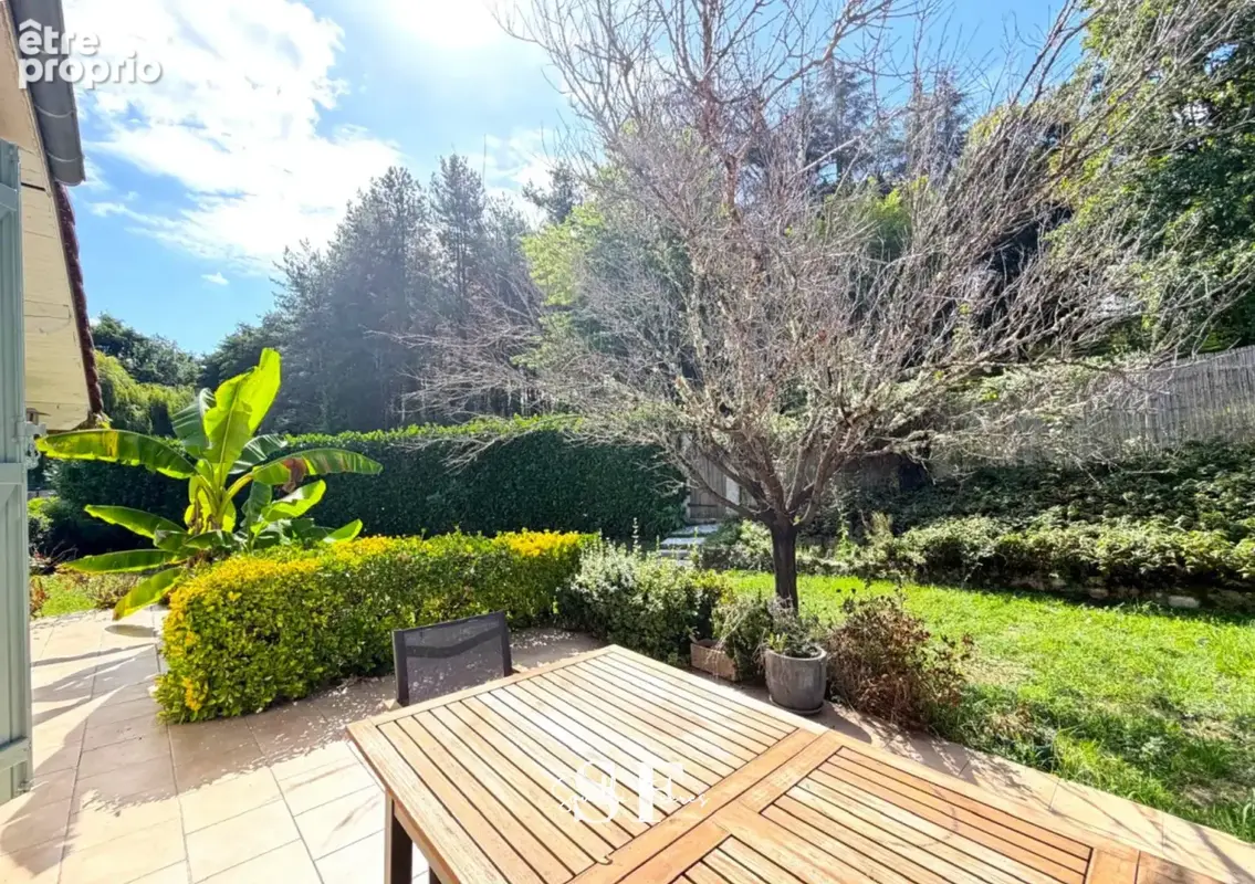 PONT-DU-CASSE   Belle maison familiale avec piscine, 4 chambres et 925 m2 de terrain - photo 2