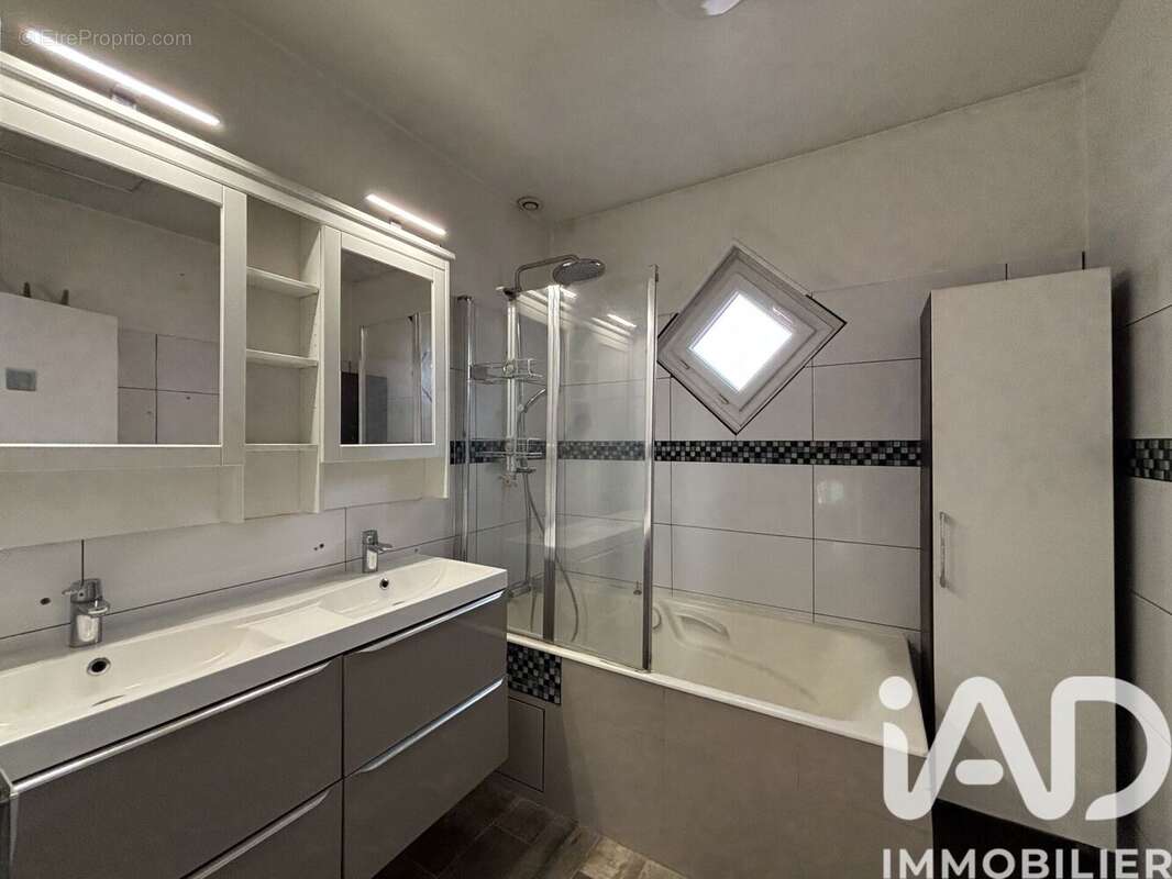 Photo 4 - Maison à VAUREAL