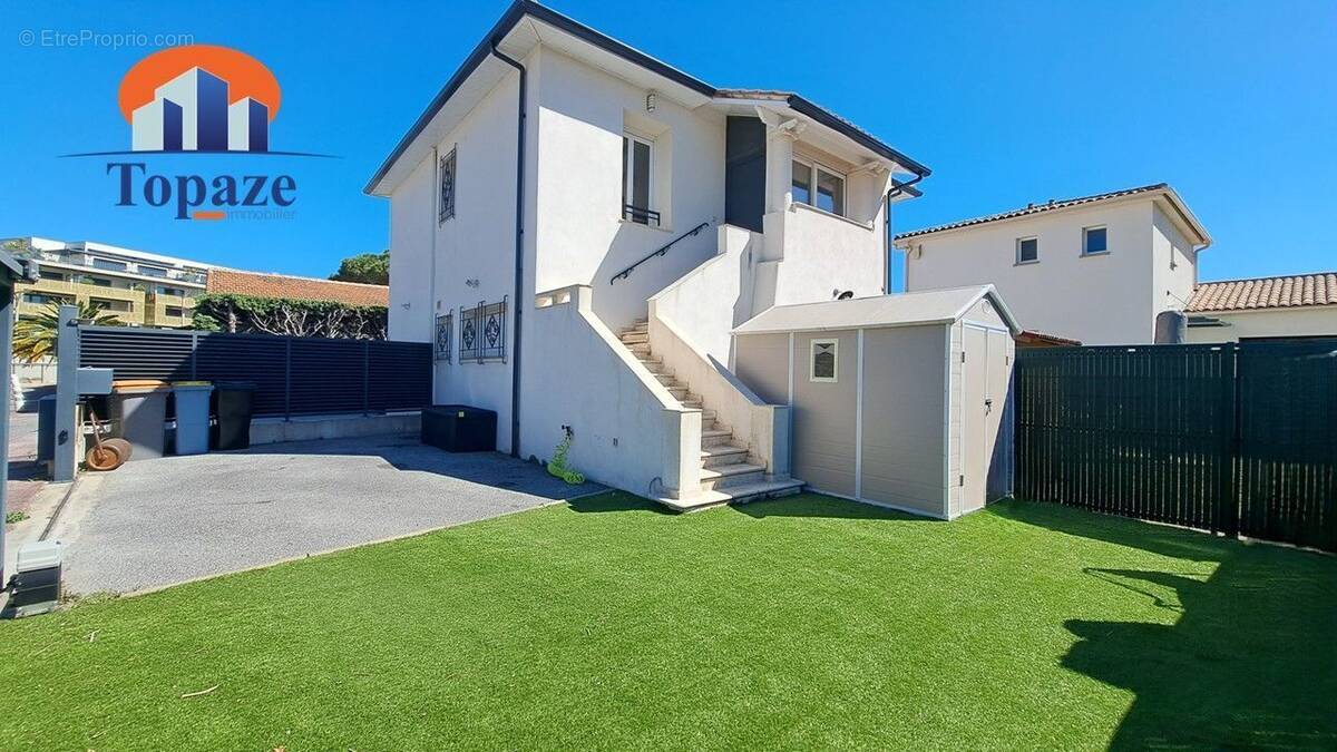 Appartement à FREJUS