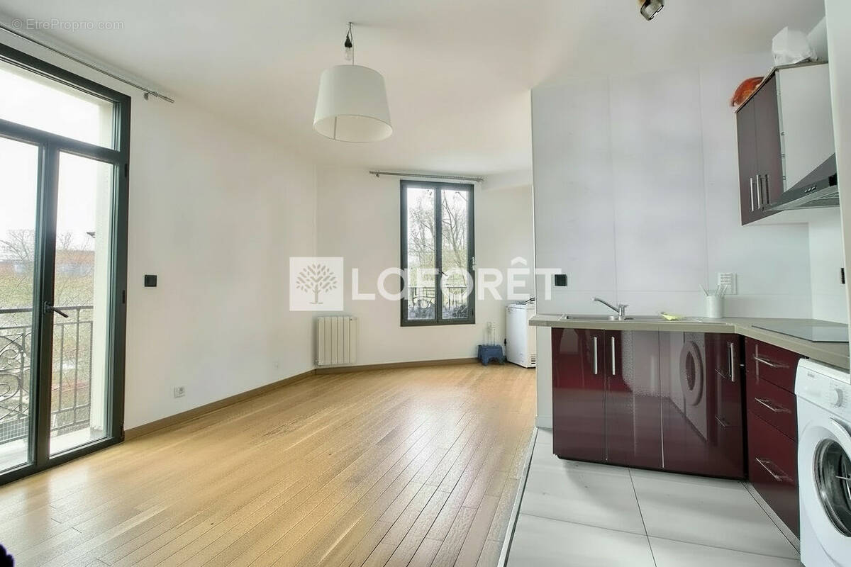 Appartement à SURESNES
