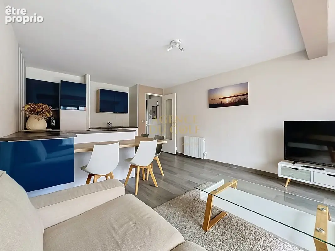 Stella-plage coeur de ville t2 traversant & lumineux avec double balcon et cave - photo 5