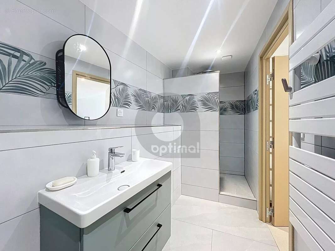 Appartement à MENTON