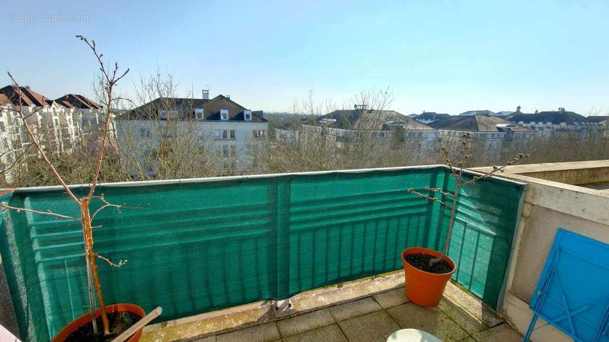 Appartement à BUSSY-SAINT-GEORGES