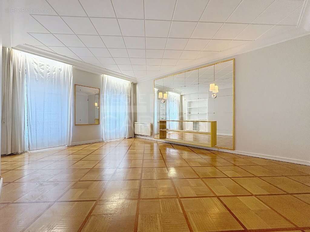 Appartement à LYON-1E