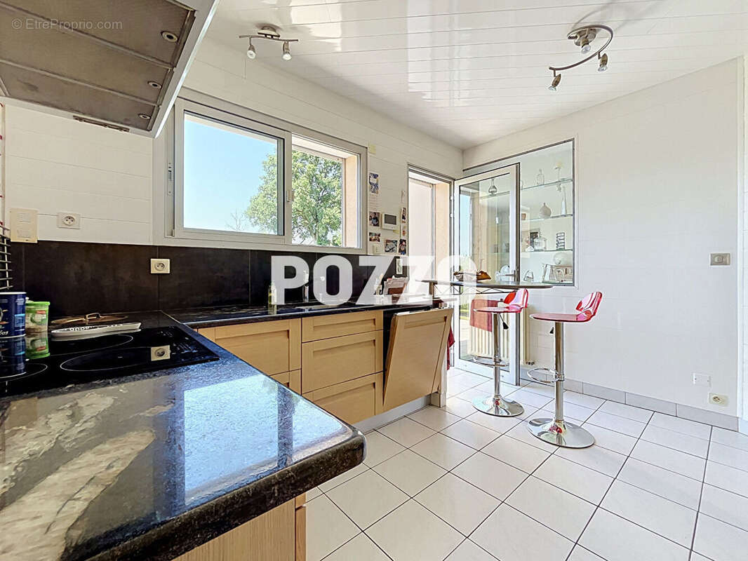 Maison Villedieu Les Poeles Rouffigny 7 pièce(s) 1 52m2 - photo 8