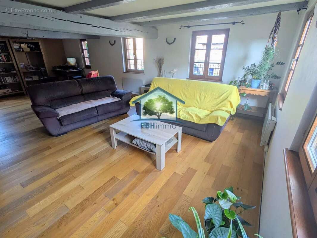 Maison à SCHILLERSDORF