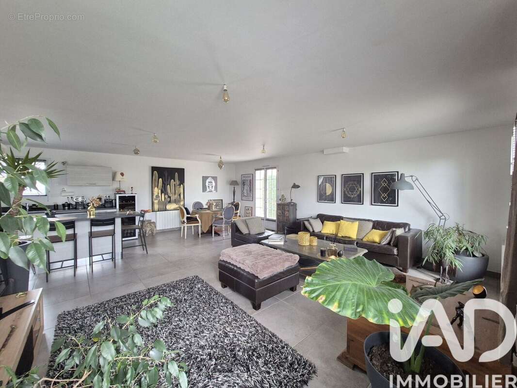 Photo 2 - Maison à TALMONT-SAINT-HILAIRE