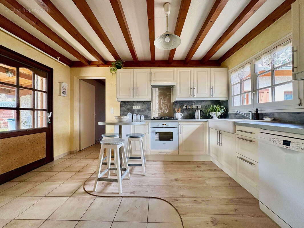 Maison à SAINT-GEORGES-DE-RENEINS