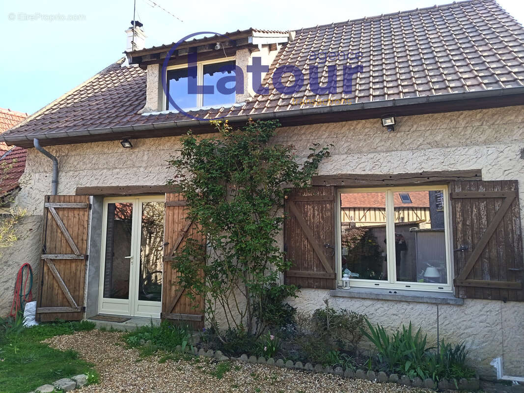 Maison à BU