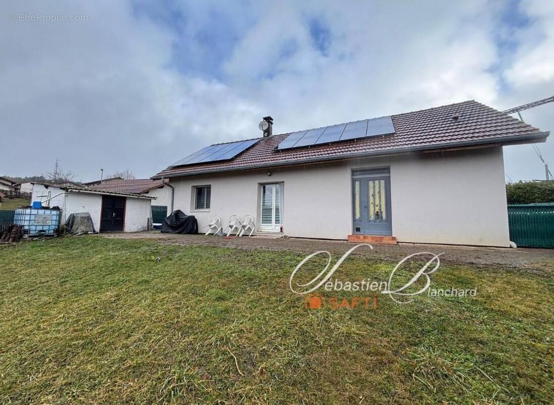 Photo 1 - Maison à INJOUX-GENISSIAT