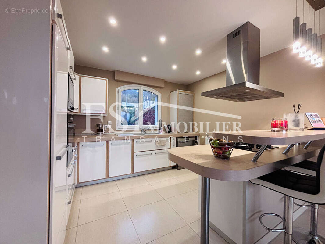 Maison à SAINT-LEU-LA-FORET