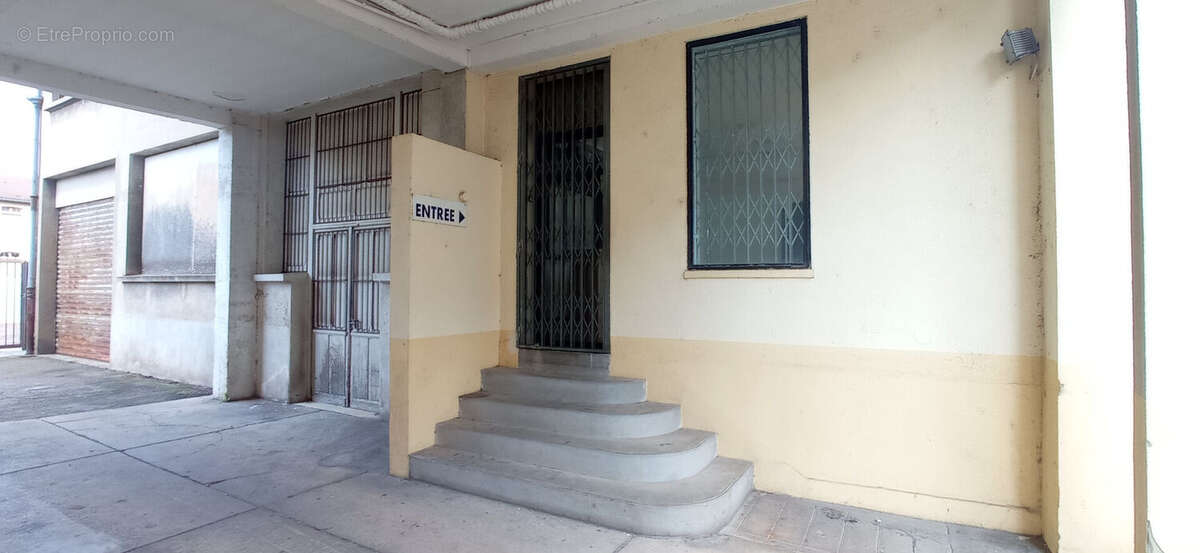 Commerce à MONTLUCON