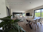 Maison à SAINT-JULIEN-CHAPTEUIL