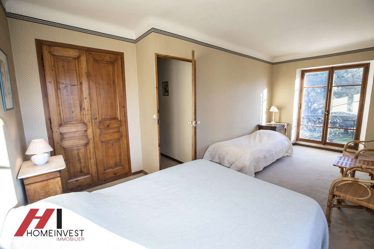 Bastide pagnolesque de 250 m2 sur 16000 m2 a deux pas du golf bde la salette - photo 17