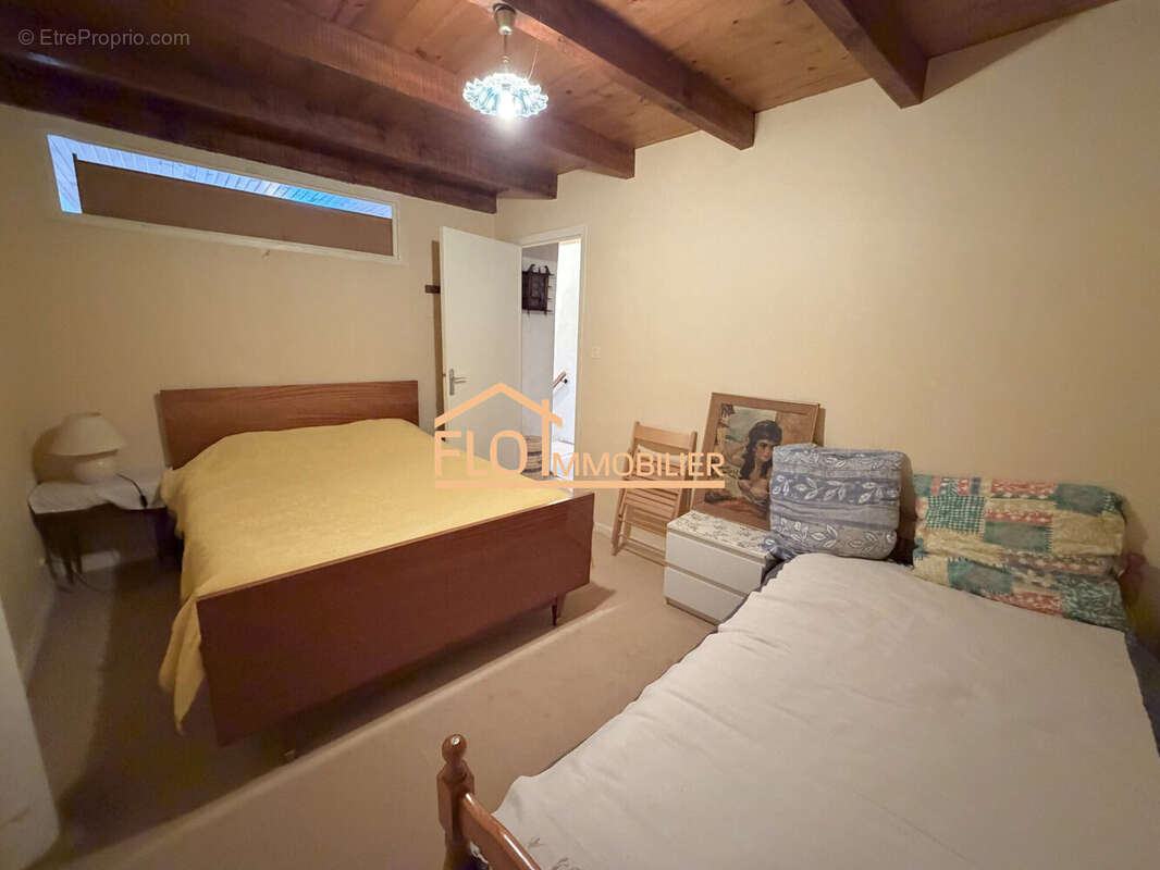 Maison à LA VACQUERIE-ET-SAINT-MARTIN-DE-CASTRIES