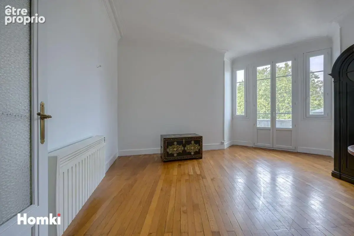 Chambéry – T3 de caractère avec balcon, vue dégagée, cave et grenier, centre ville, quartier Carré Curial - photo 10